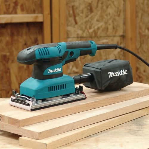 Lixadeira orbital para lixa 93 x 228 mm de 190 watts com coletor de p� - BO3710  220V