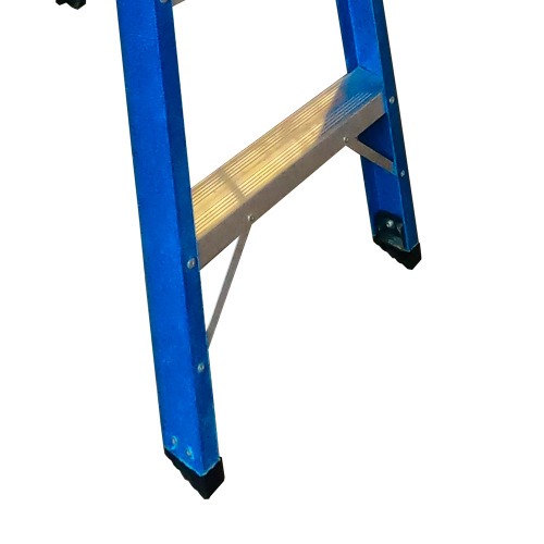 Escada tesoura simples em fibra de vidro 4 degraus + patamar 1,50 m- Premium Escada tesoura simples em fibra de vidro 4 degraus + patamar 1,50 m- Premium