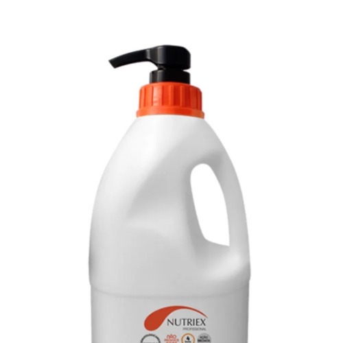 Protetor solar 2 litros FPS 30 - 61002 Protetor solar 2 litros FPS 30 - 61002