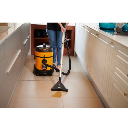Extratora de carpete e Aspirador 20 litros 1.600 watts - Home Cleaner 220V Extratora de carpete e Aspirador 20 litros 1.600 watts - Home Cleaner 220V
