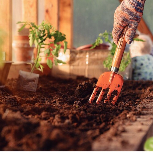 Garfo para afofar terra com cabo de madeira - 77915/001