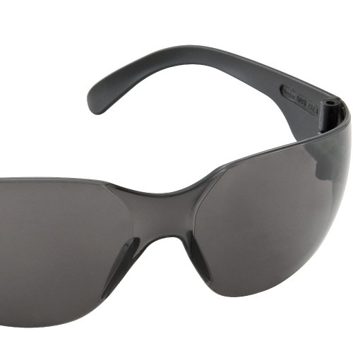 �culos de seguran�a antiemba�ante fum� -  Malt�s