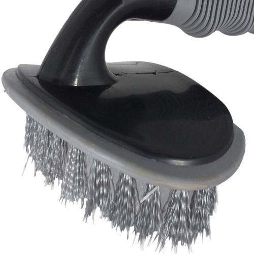 Escova para limpeza de pneus manual