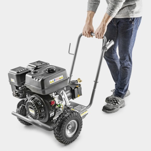Lavadora de alta press�o a gasolina 2.900 libras - HD 6/15 G