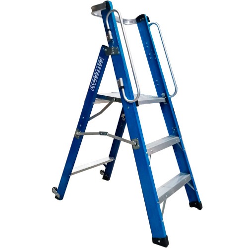 Escada plataforma fibra de vidro 2 degraus 0,9 m com rodas e corrim�o - PAF090