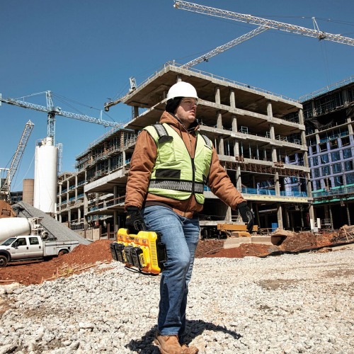 Multicarregador de baterias 12 a 20V de litio 4 entradas - DCB104-B2  220V