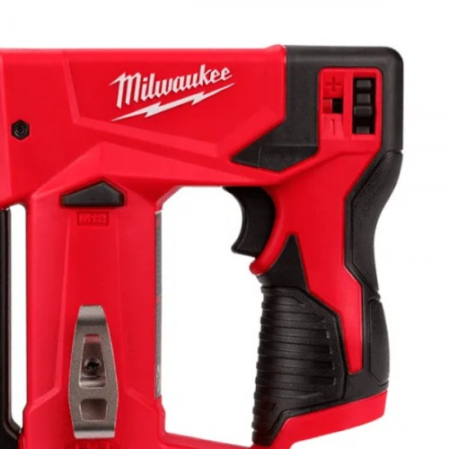 Grampeador a bateria 12V disparo sequencial com 1 bateria - 2447  110V/220V