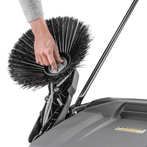 Varredeira de piso manual com reservat�rio de 15L  - KM 70/15 C