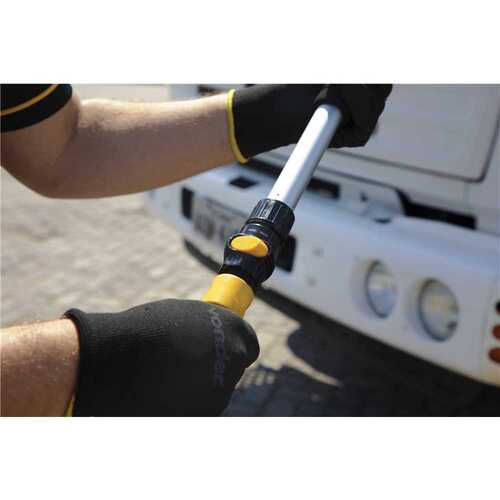 Vassoura extens�vel com entrada de �gua 1,3m a 3m