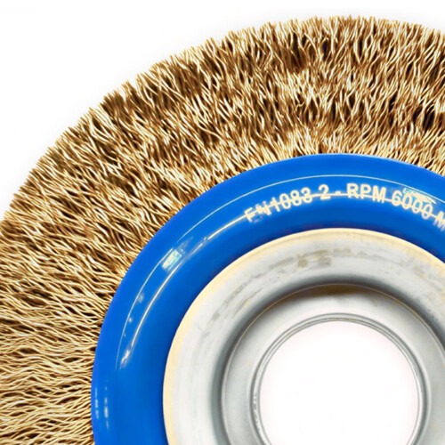 Escova de a�o latonado circular ondulada 152,4 x 19 mm com furo
