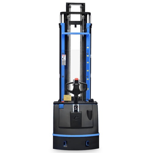 Empilhadeira el�trica tracionaria 4,50 m 1.600 kg com bateria l�tio e carregador - PTL 1645 Fast