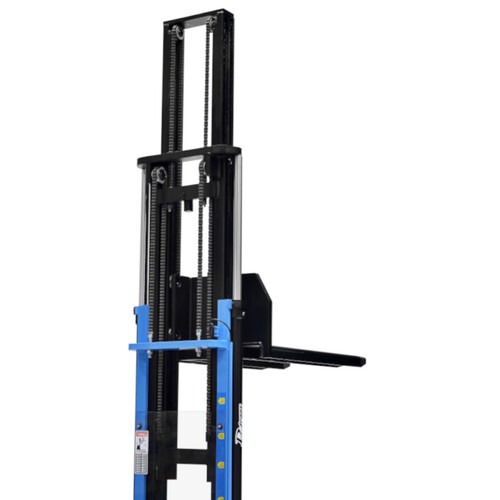 Empilhadeira el�trica tracionaria 4,50 m 1.600 kg com bateria l�tio e carregador - PTL 1645 Fast