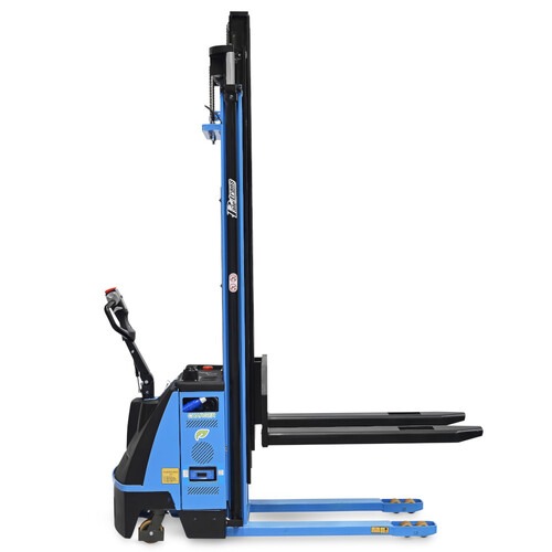 Empilhadeira el�trica tracionaria 4,50 m 1.600 kg com bateria l�tio e carregador - PTL 1645 Fast