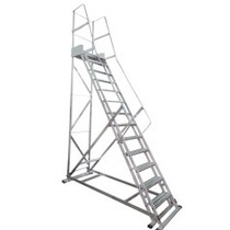 Escada plataforma de alumínio 3.25 m c/ 12 degraus + patamar Escada plataforma de alumínio 3.25 m c/ 12 degraus + patamar