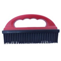 Escova em silicone manual para remo��o de pelos