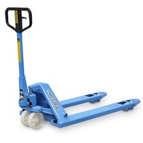 Transpalete hidr�ulico 2.500 kg 680 mm com rodas duplas de nylon - TM2500 RTN